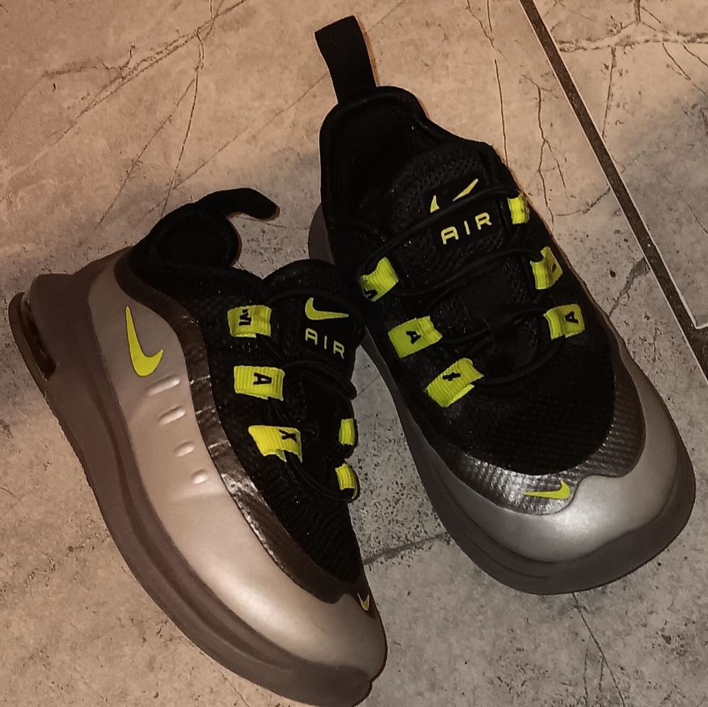 Nike